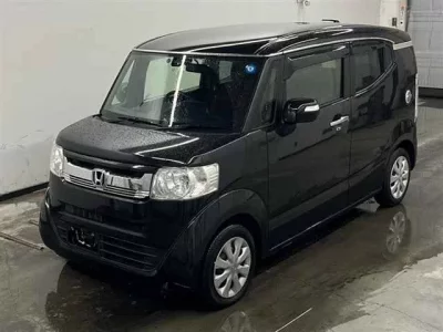 Honda N BOX SLASH