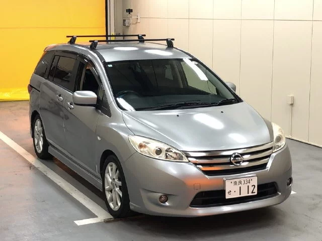 Nissan LAFESTA