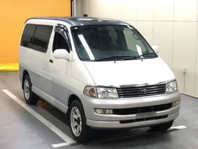 Toyota HIACE REGIUS