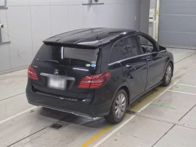 Mercedes-Benz B CLASS