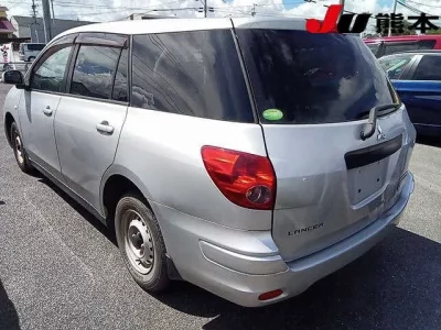 Mitsubishi LANCER VAN