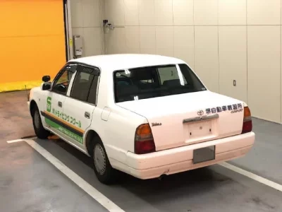 Toyota CROWN COMFORT