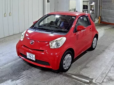 Toyota IQ