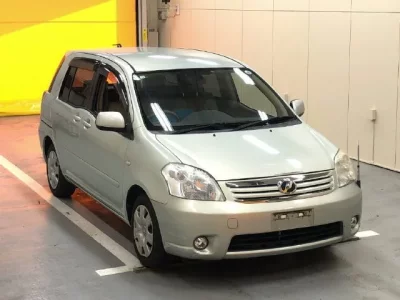 Toyota RAUM