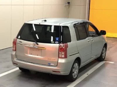 Toyota RAUM