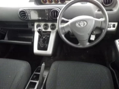 Toyota COROLLA RUMION