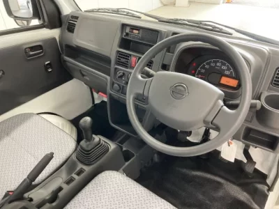 Nissan CLIPPER TRUCK