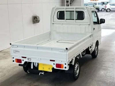 Nissan CLIPPER TRUCK