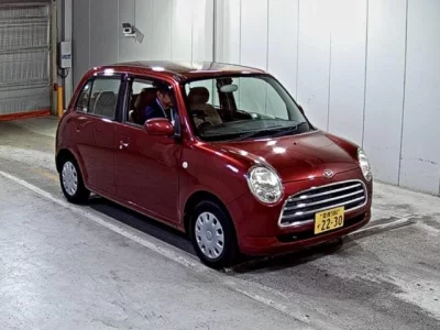 Daihatsu MIRA