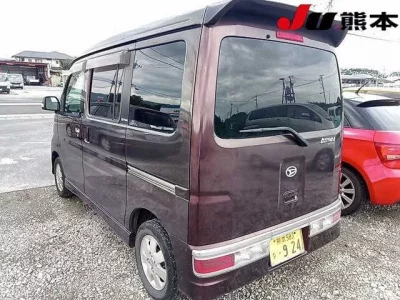 Daihatsu Atrai Wagon