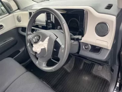 Suzuki MRWAGON