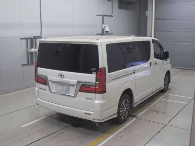 Toyota GRANACE