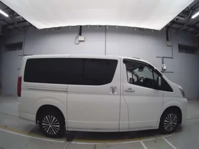 Toyota GRANACE