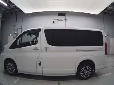 Toyota GRANACE