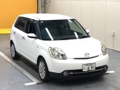 Mazda VERISA