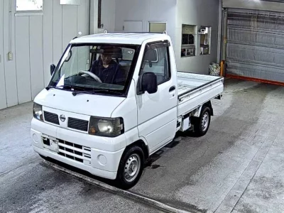 Nissan CLIPPER TRUCK