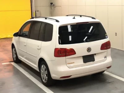 Volkswagen GOLF TOURAN
