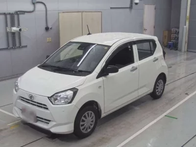 Daihatsu MIRA E S