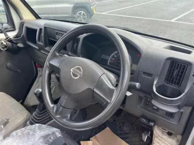 Nissan CLIPPER TRUCK