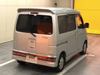 Daihatsu Atrai Wagon