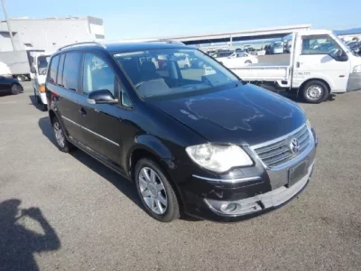 Volkswagen GOLF TOURAN