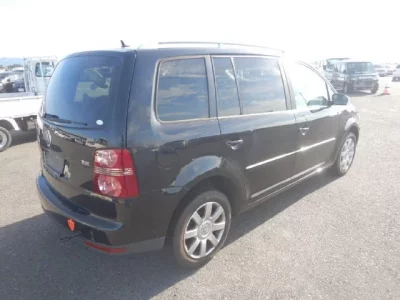 Volkswagen GOLF TOURAN