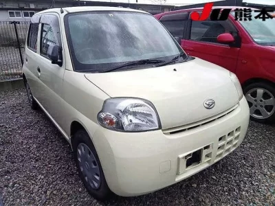 Daihatsu Esse