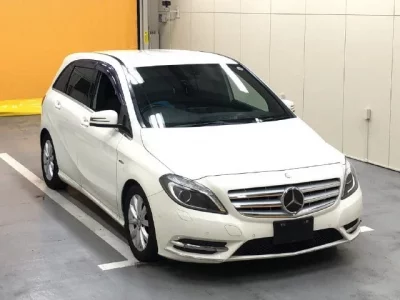 Mercedes-Benz B CLASS