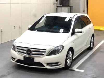 Mercedes-Benz B CLASS