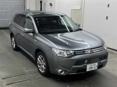 Mitsubishi OUTLANDER PHEV