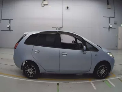Mitsubishi COLT PLUS