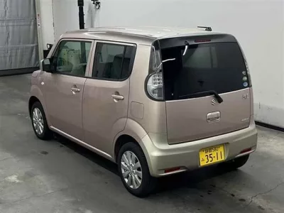 Suzuki MRWAGON