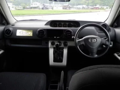 Toyota COROLLA RUMION