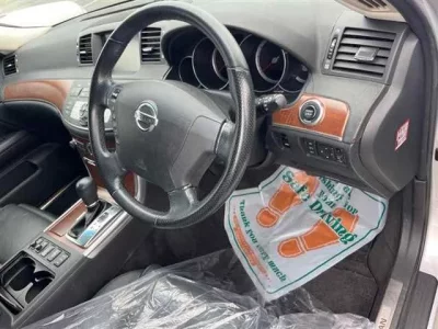 Nissan FUGA