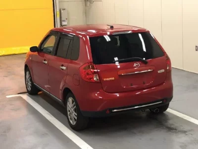Mazda VERISA