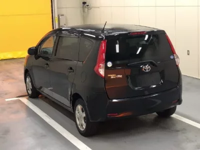 Toyota PASSO SETTE