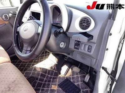 Daihatsu MOVE LATTE