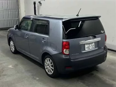 Toyota COROLLA RUMION