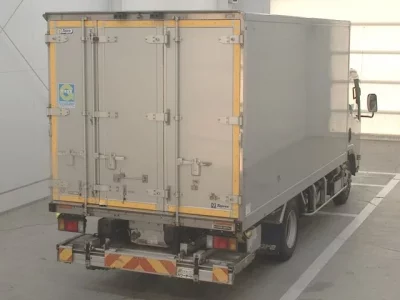 Isuzu ELF