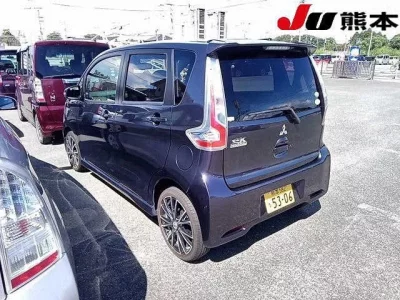 Mitsubishi EK CUSTOM