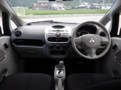 Mitsubishi I