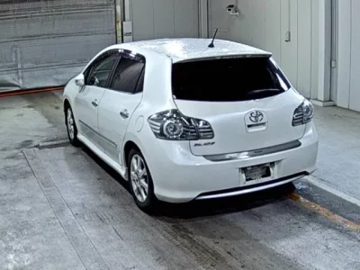 Toyota BLADE