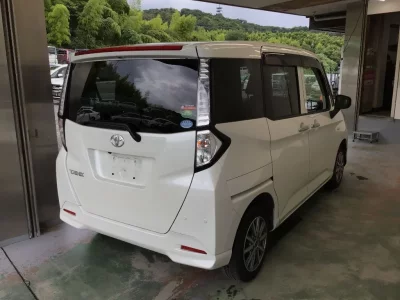 Toyota TANK