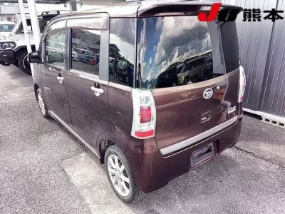Daihatsu TANTO EXE