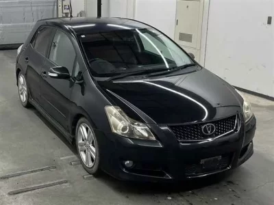 Toyota BLADE