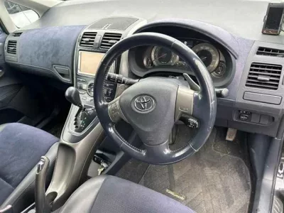 Toyota BLADE