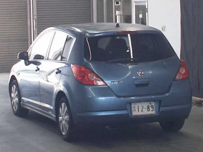 Nissan TIIDA