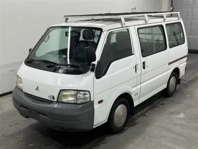 Mitsubishi DELICA