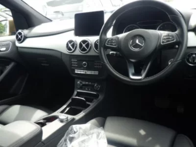 Mercedes-Benz B CLASS