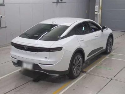 Toyota CROWN CROSSOVER